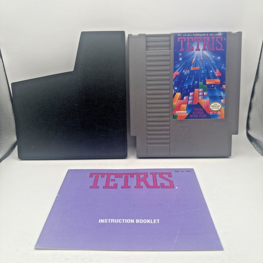 Tetris Nintendo NES Game Cartridge w/ Manual and sleeve GREAT